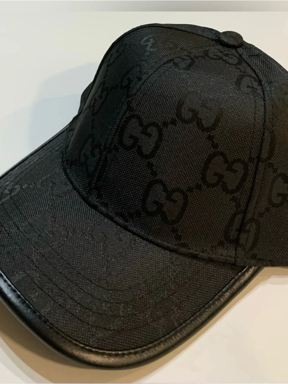 Gucci GG baseball cap unisex NWT med
